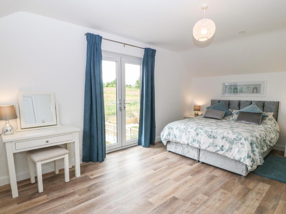 Вилла 15 Parc Delfryn Brynteg Экстерьер фото